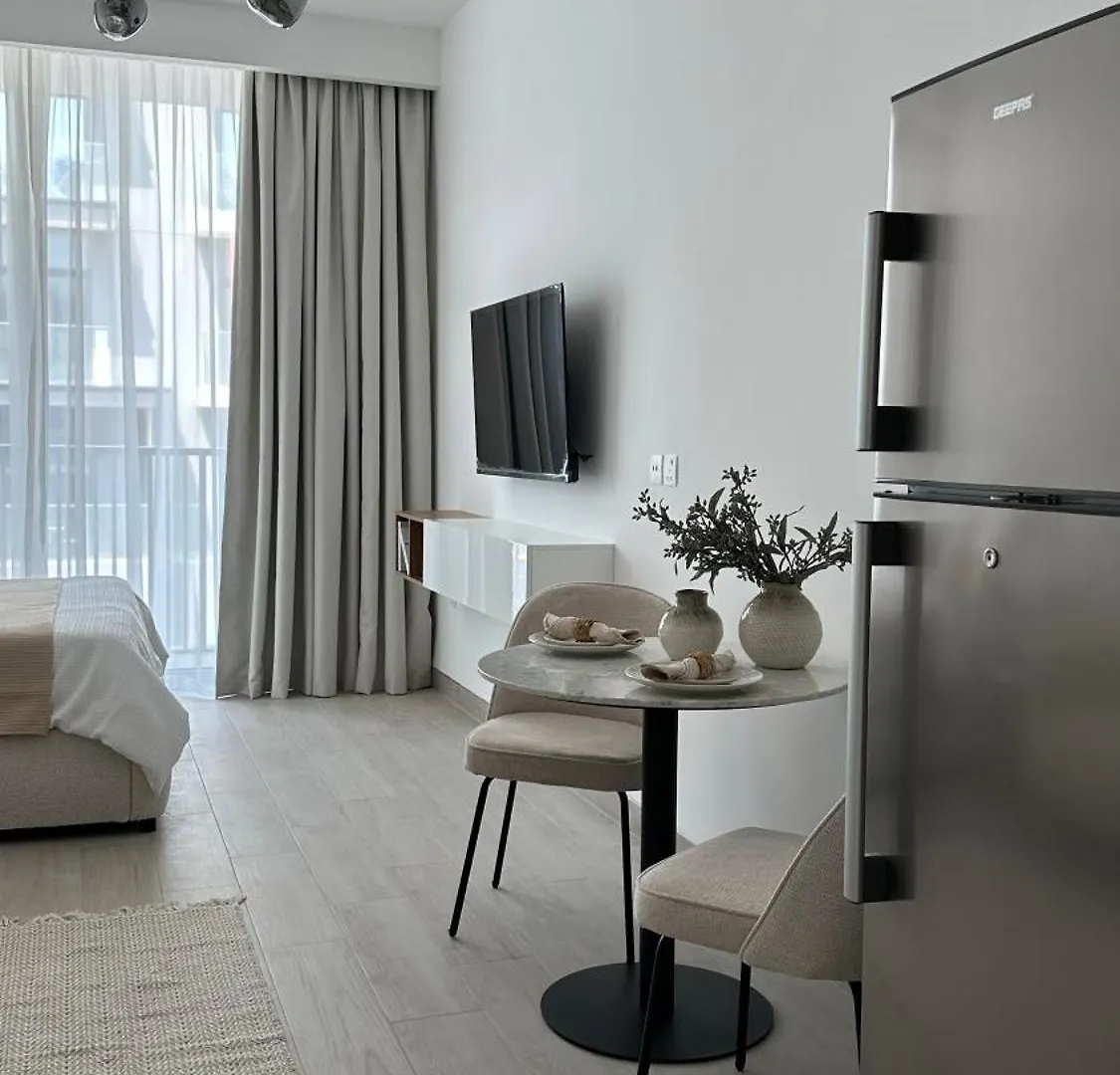 Cozy Studio Apartment In Jumeirah Village Circle Dubai United Arab Emirates