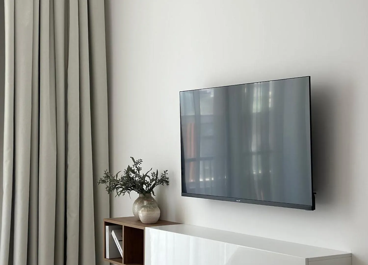 Cozy Studio Apartment In Jumeirah Village Circle Dubai